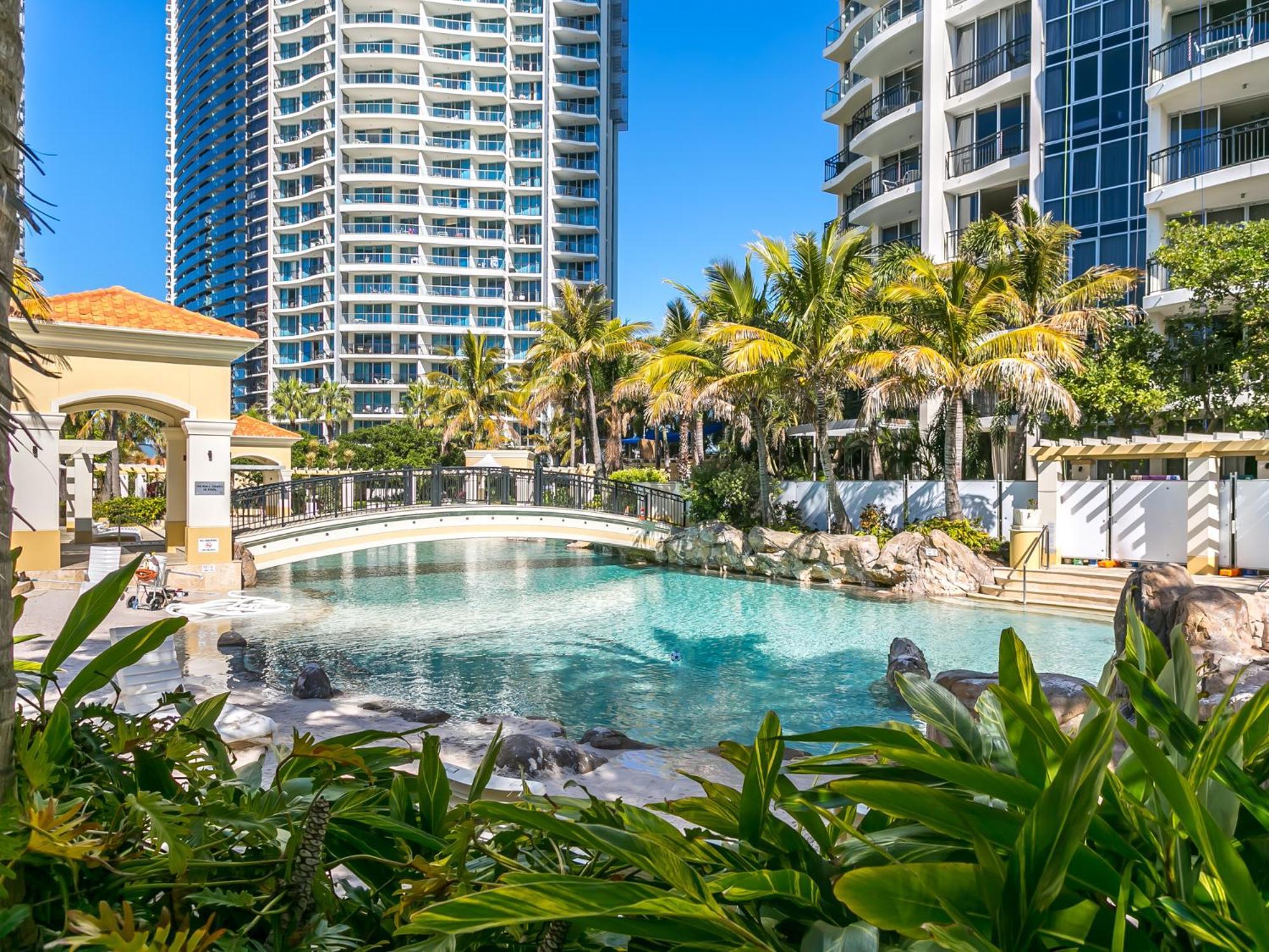 Chevron Renaissance - Private Apartments Gold Coast Exterior photo