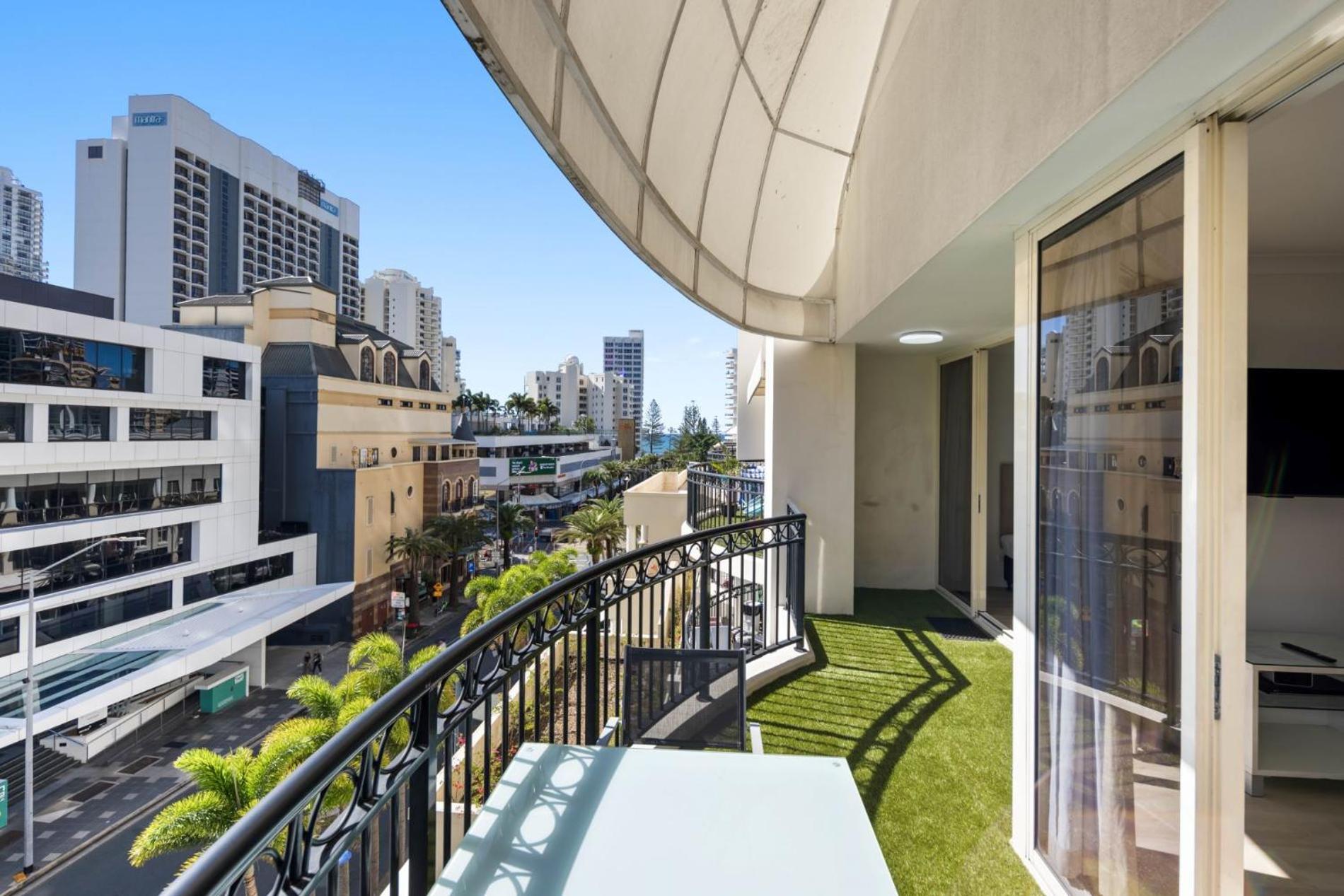 Chevron Renaissance - Private Apartments Gold Coast Exterior photo