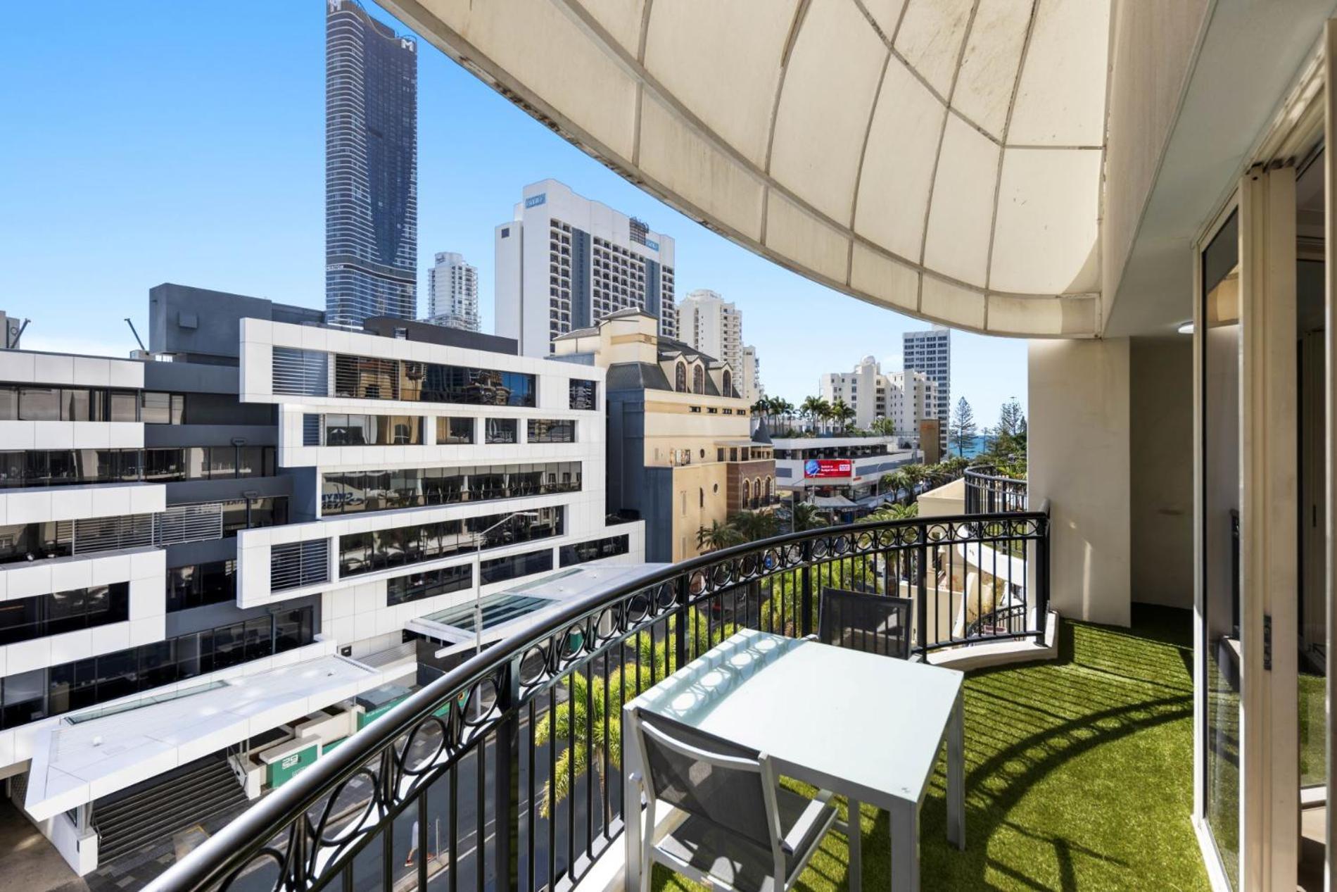 Chevron Renaissance - Private Apartments Gold Coast Exterior photo